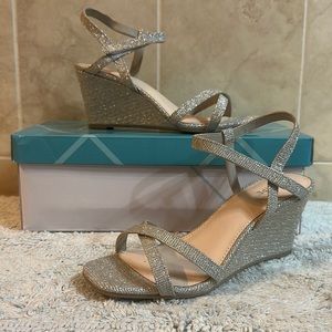 Silver wedges size 7